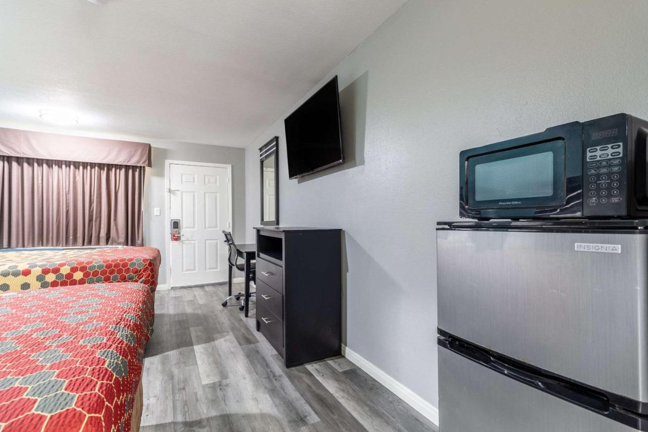 Econo Lodge Houston Brookhollow Luaran gambar