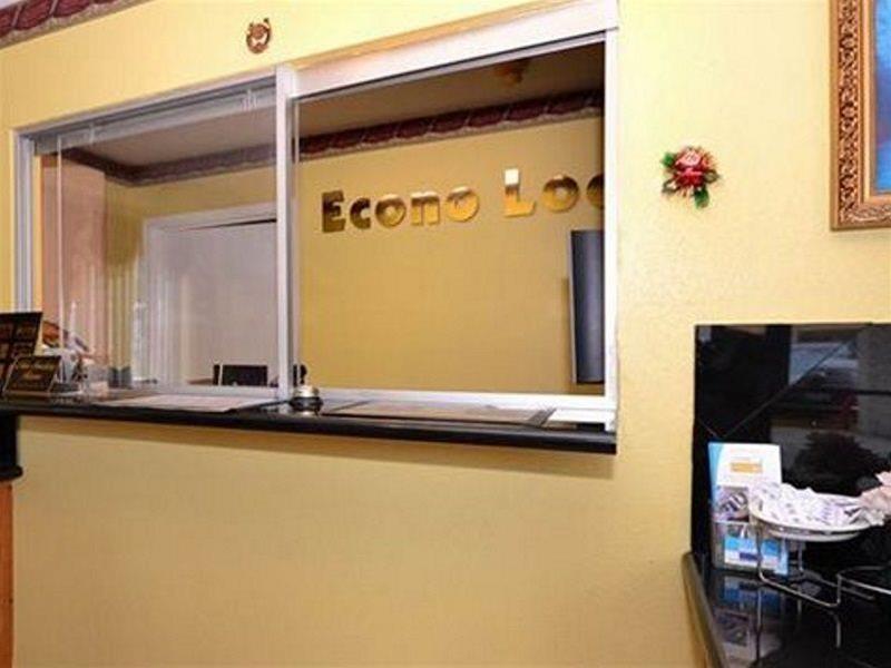 Econo Lodge Houston Brookhollow Dalaman gambar